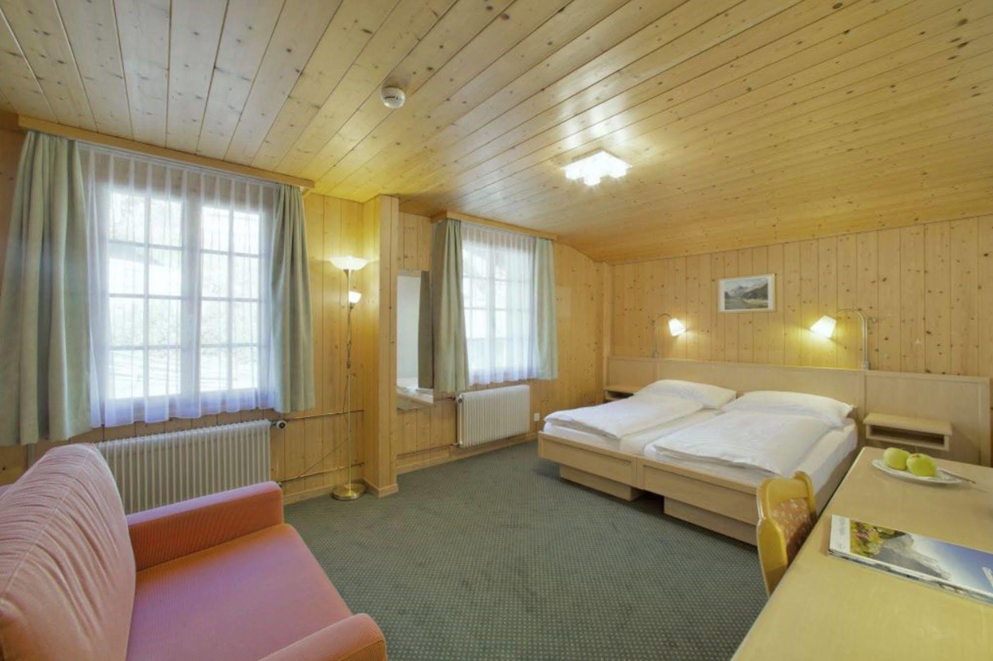 מורן Hotel Alpenruh מראה חיצוני תמונה